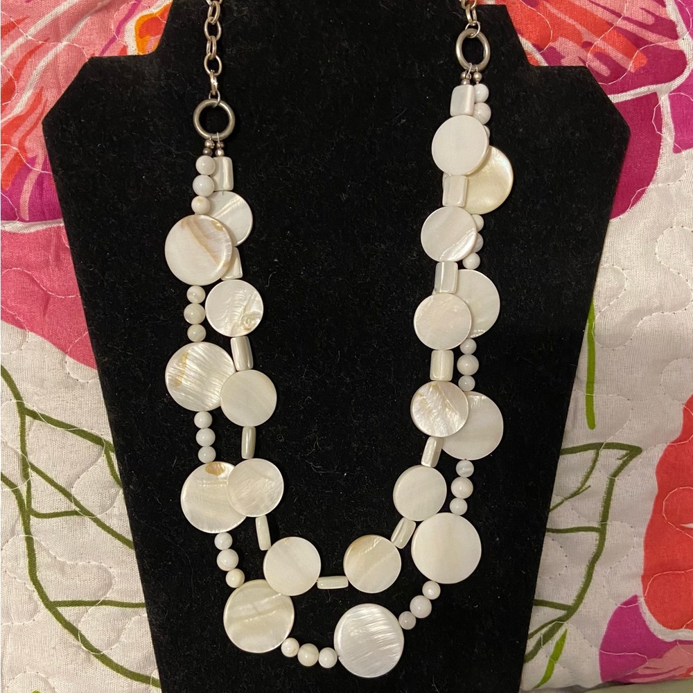 Mother of Pearl Necklace and Bracelet